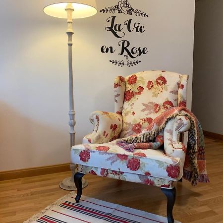 Ferienwohnung La Vie En Rose Piso En El Centro Briviesca Exterior foto